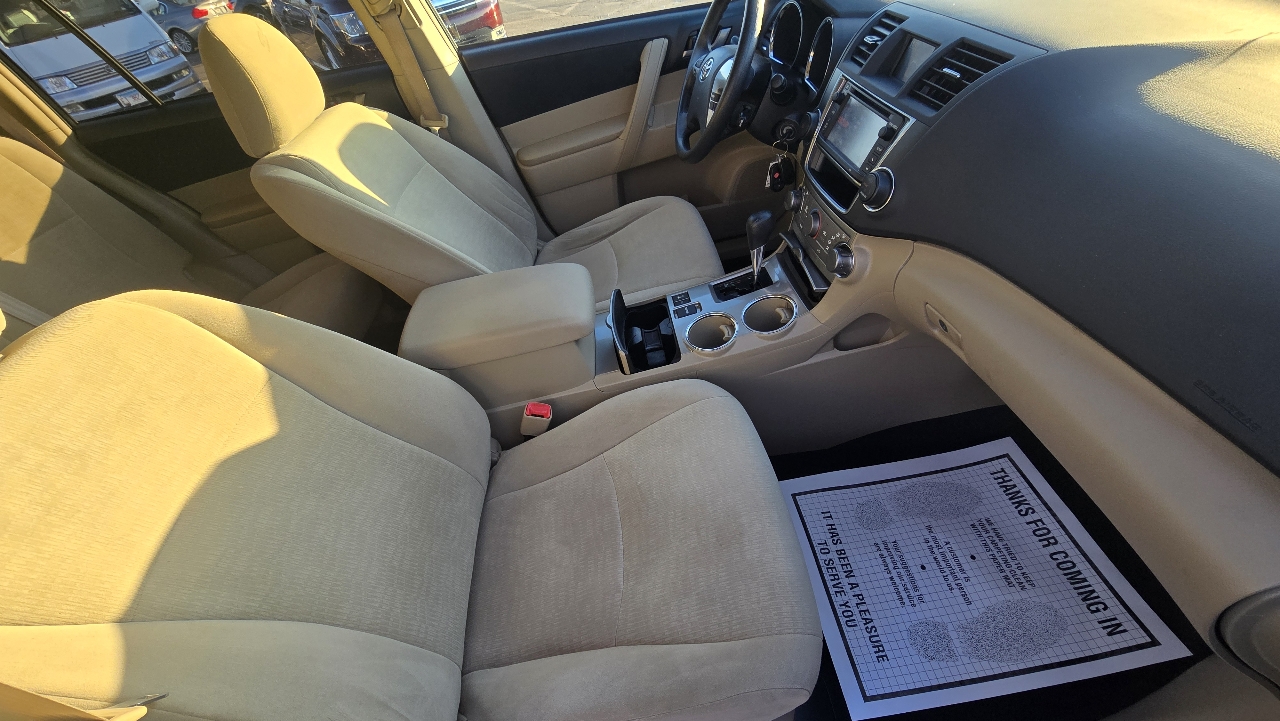 Toyota Highlander 4WD 2013