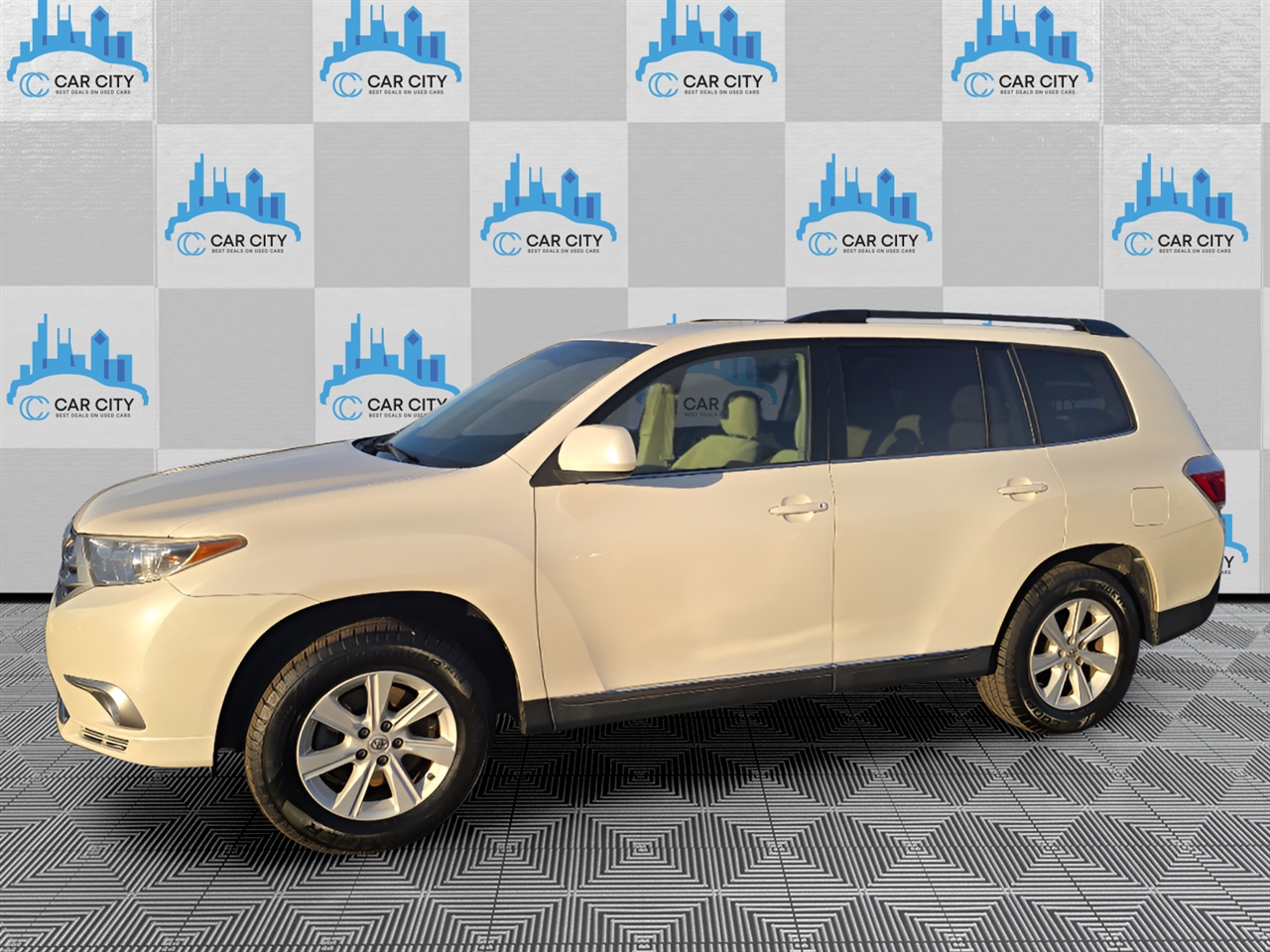 Toyota Highlander 4WD 2013
