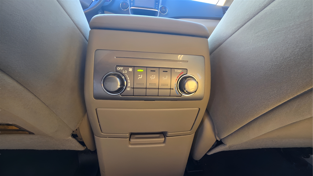 Toyota Highlander 4WD 2013