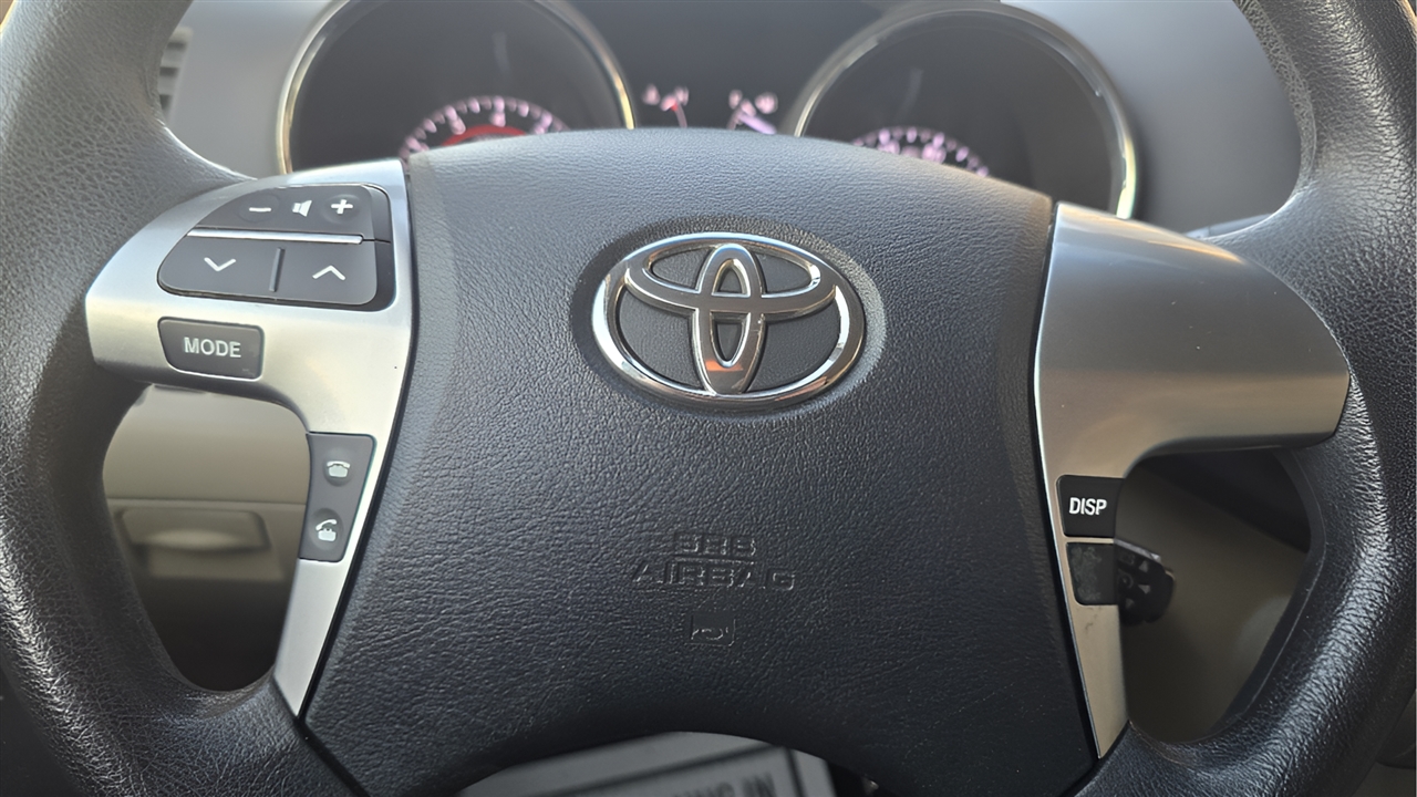 Toyota Highlander 4WD 2013