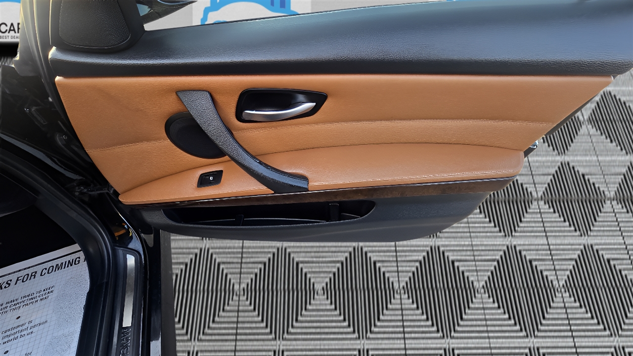 BMW 3-Series 328i xDrive SA 2011