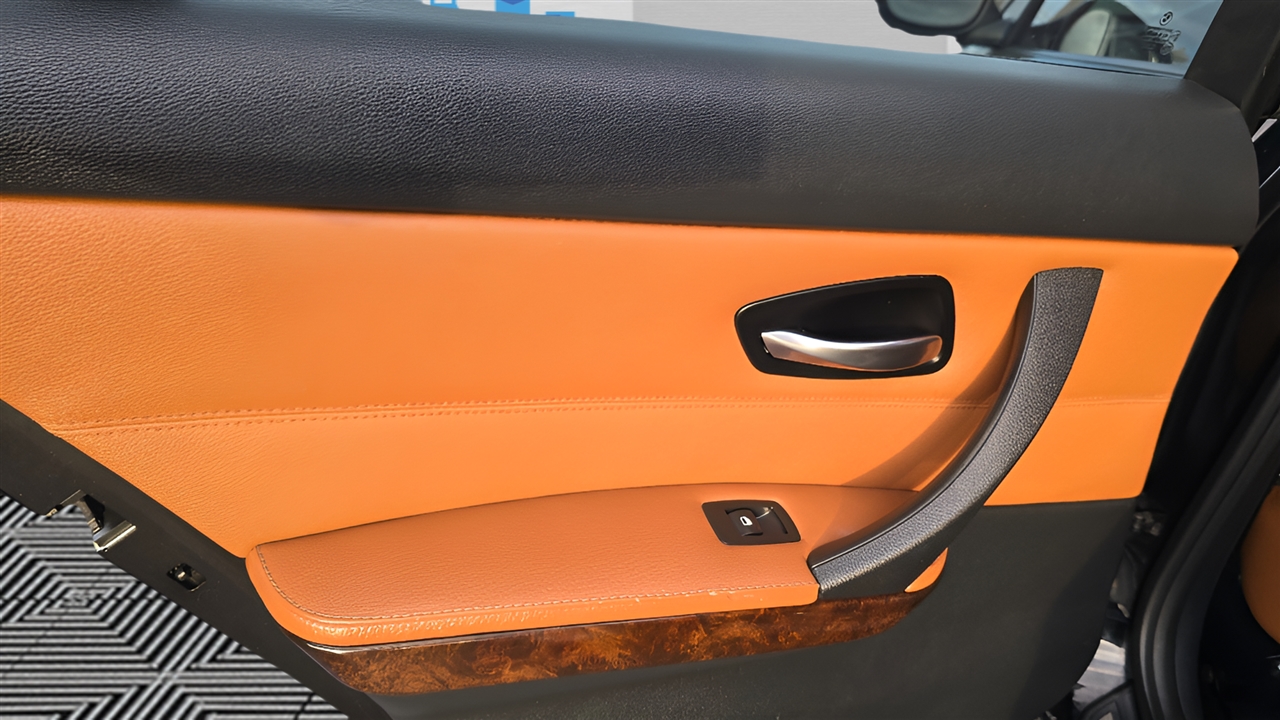 BMW 3-Series 328i xDrive SA 2011