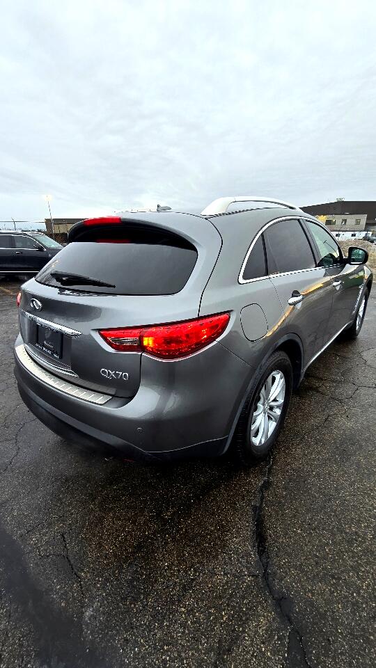 Infiniti QX70 Base AWD 2014