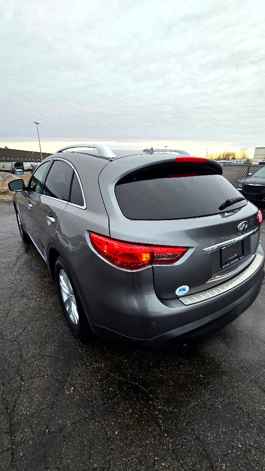 Infiniti QX70 Base AWD 2014