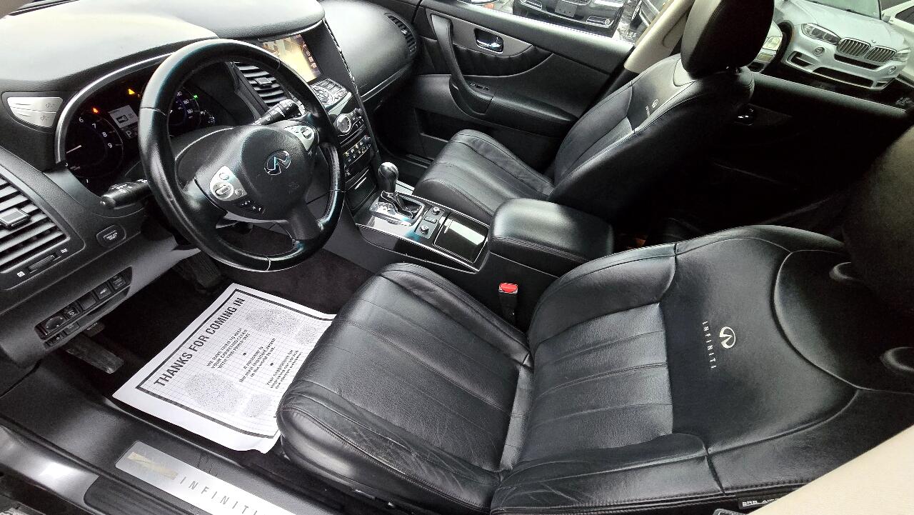 Infiniti QX70 Base AWD 2014