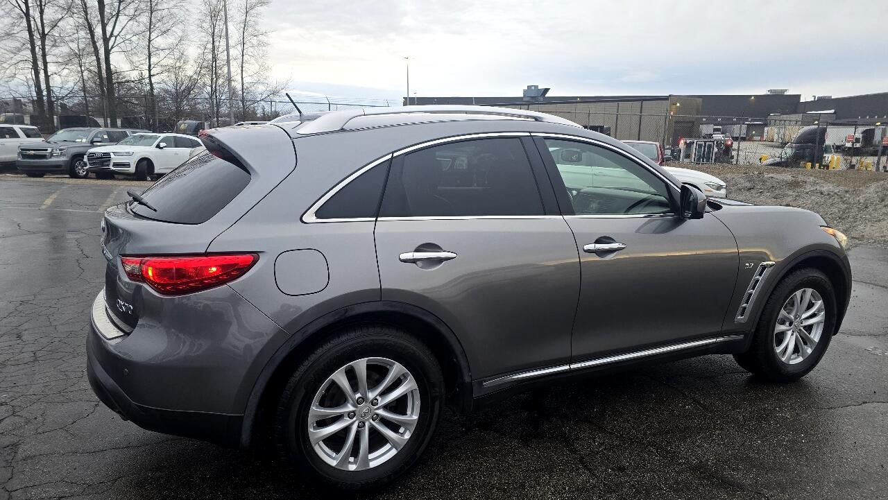 Infiniti QX70 Base AWD 2014