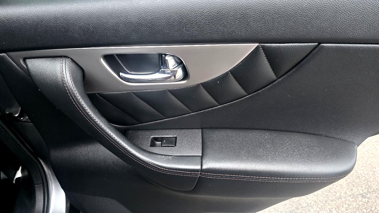 Infiniti QX70 Base AWD 2014