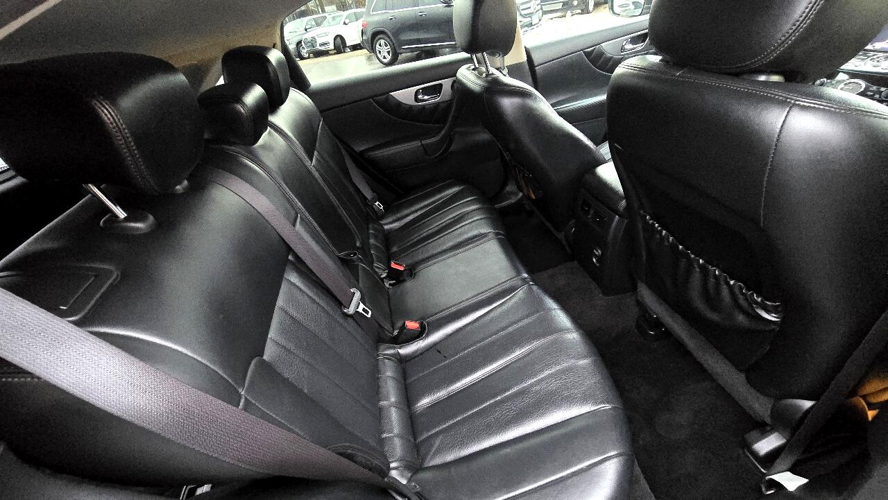 Infiniti QX70 Base AWD 2014