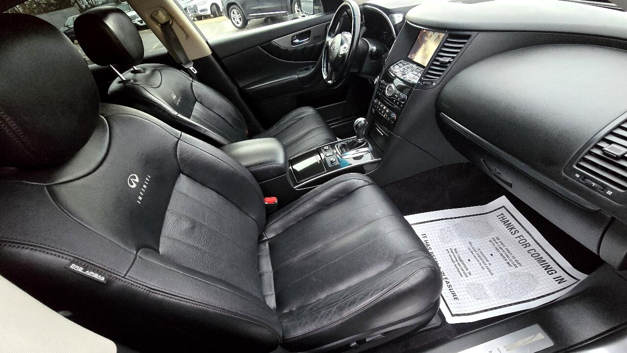 Infiniti QX70 Base AWD 2014
