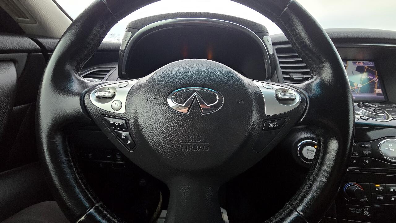 Infiniti QX70 Base AWD 2014