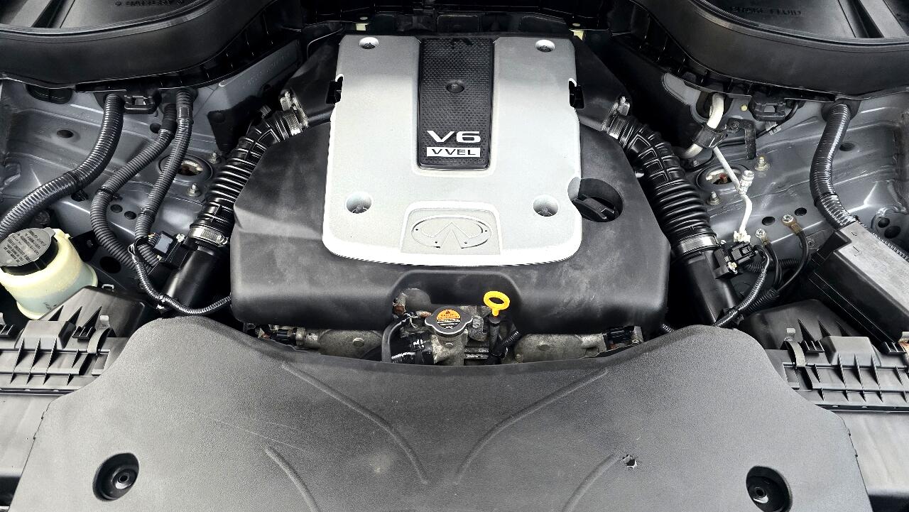 Infiniti QX70 Base AWD 2014