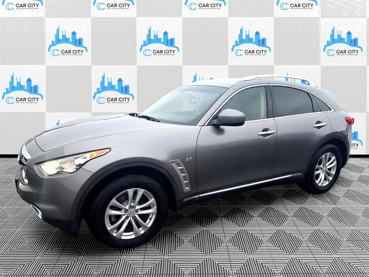 Infiniti QX70 Base AWD 2014