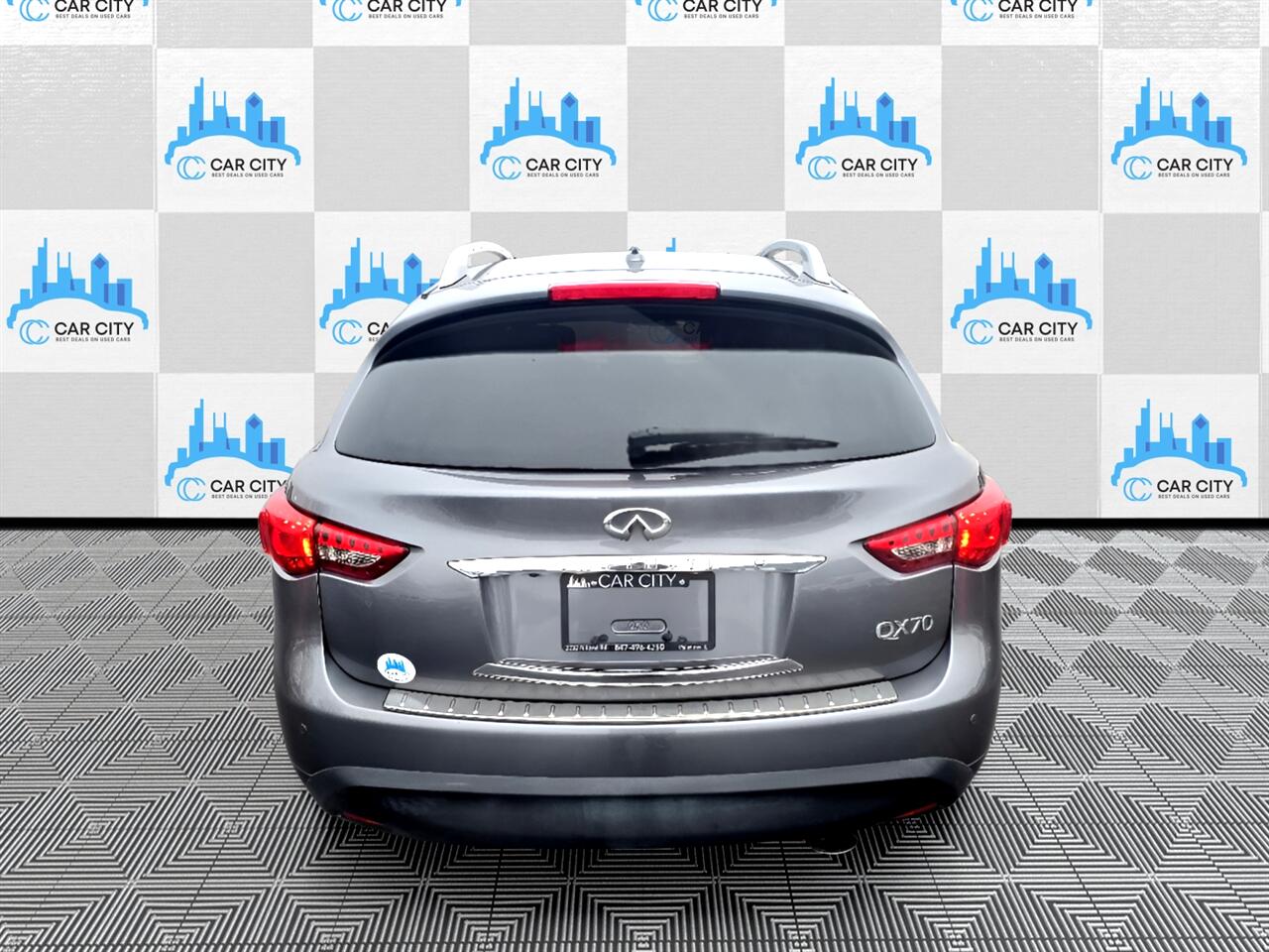 Infiniti QX70 Base AWD 2014