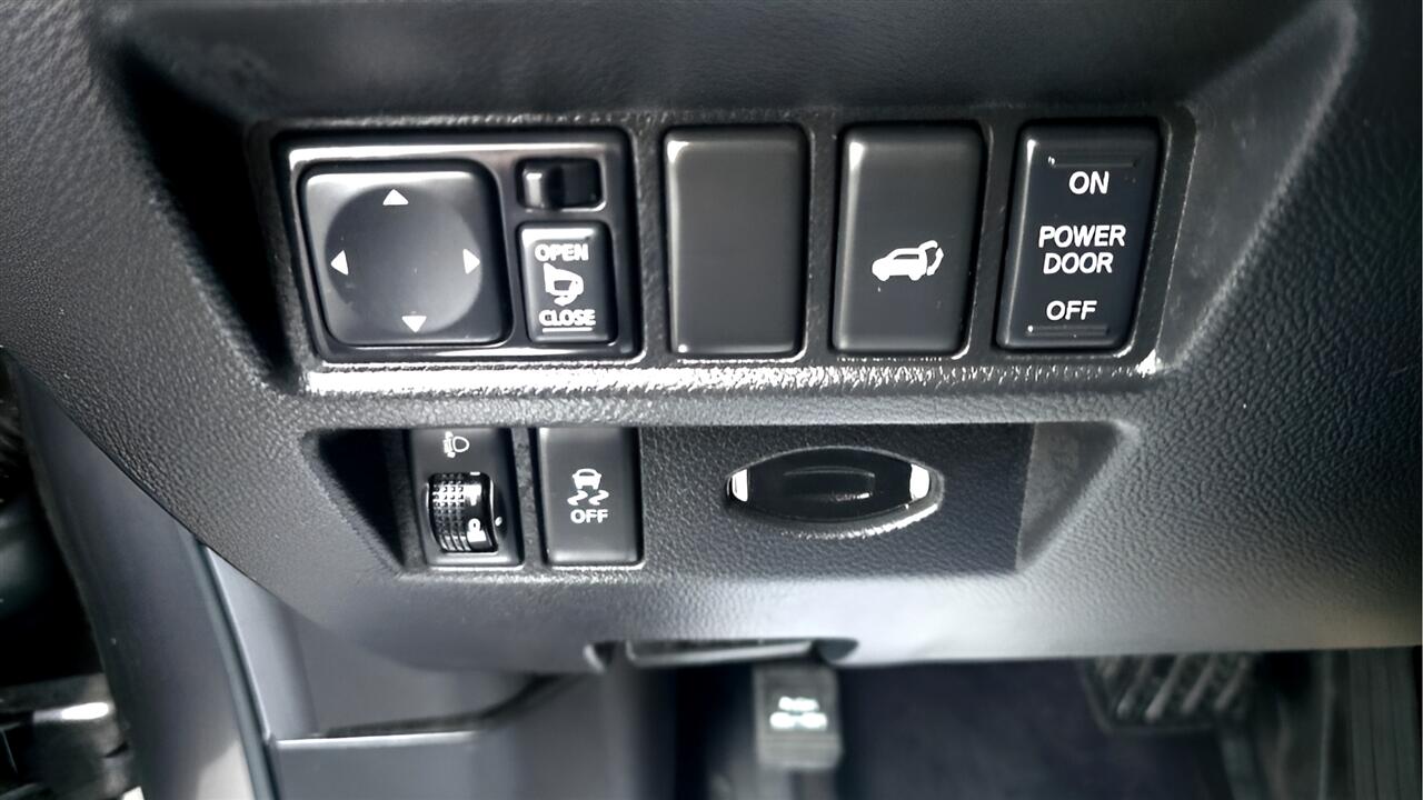 Infiniti QX70 Base AWD 2014