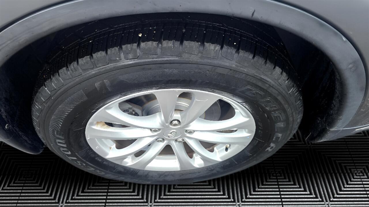 Infiniti QX70 Base AWD 2014