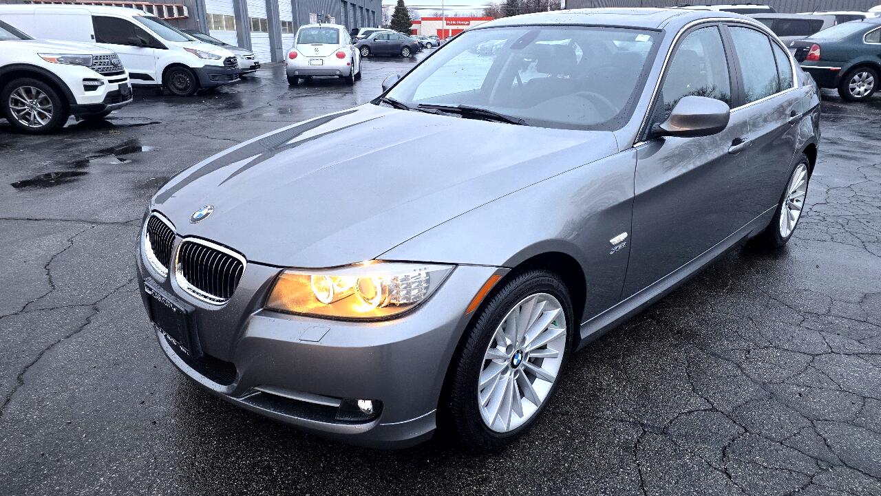 BMW 3-Series 335i xDrive 2011