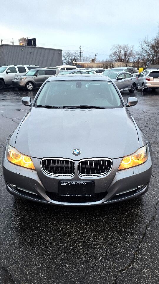 BMW 3-Series 335i xDrive 2011