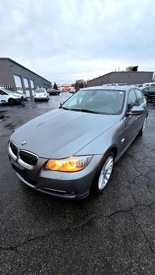 BMW 3-Series 335i xDrive 2011