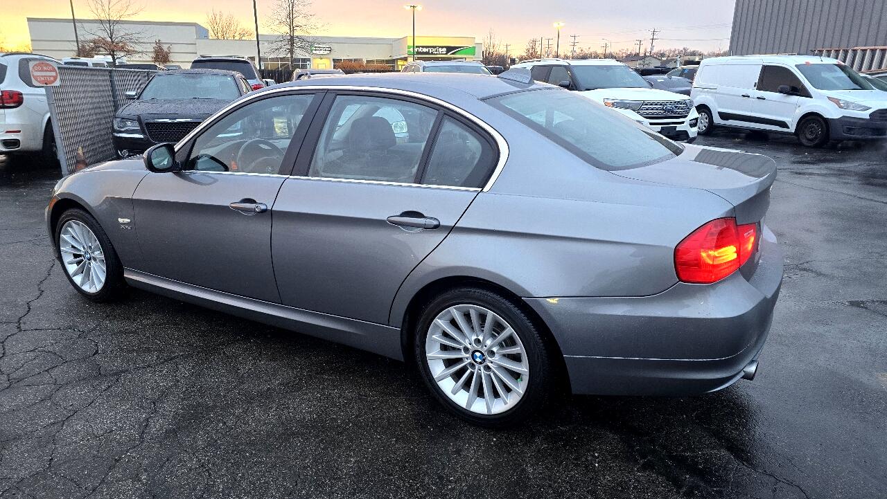 BMW 3-Series 335i xDrive 2011