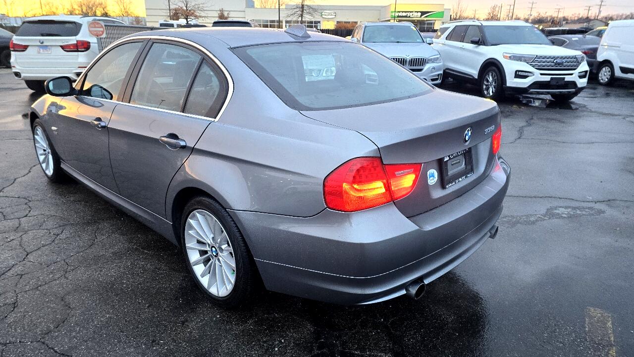 BMW 3-Series 335i xDrive 2011