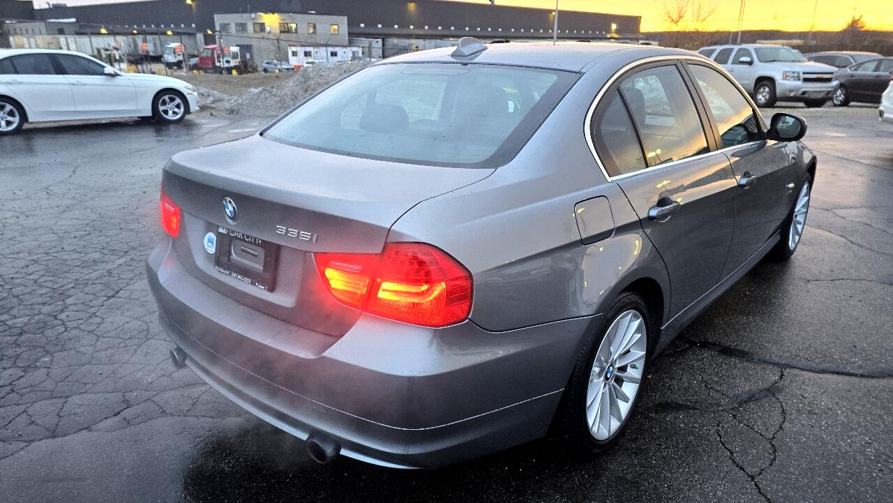 BMW 3-Series 335i xDrive 2011