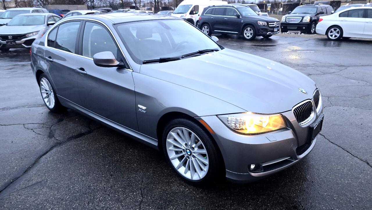 BMW 3-Series 335i xDrive 2011