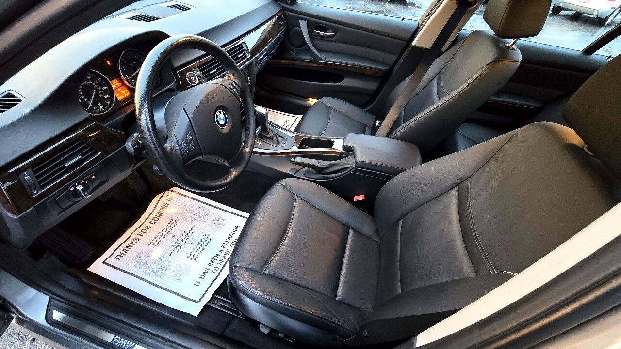 BMW 3-Series 335i xDrive 2011
