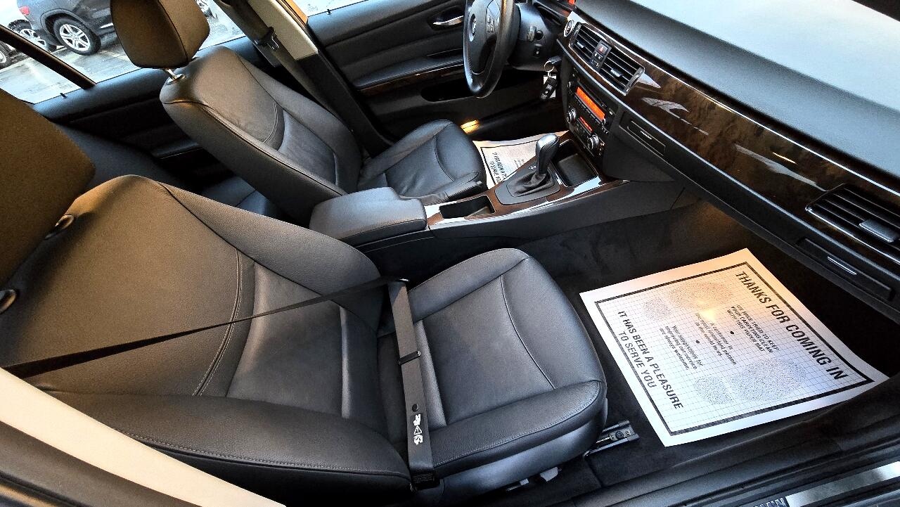 BMW 3-Series 335i xDrive 2011