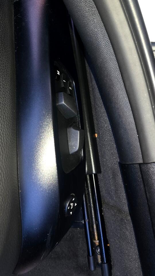 BMW 3-Series 335i xDrive 2011