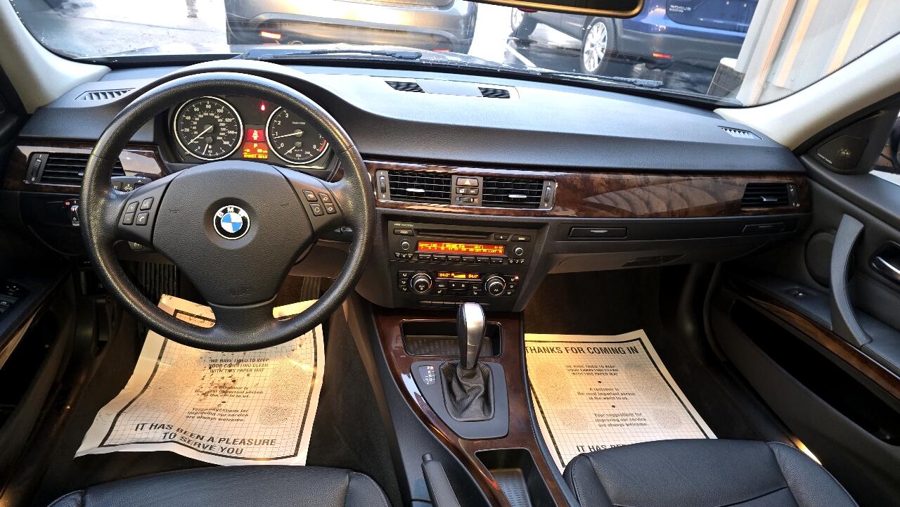 BMW 3-Series 335i xDrive 2011