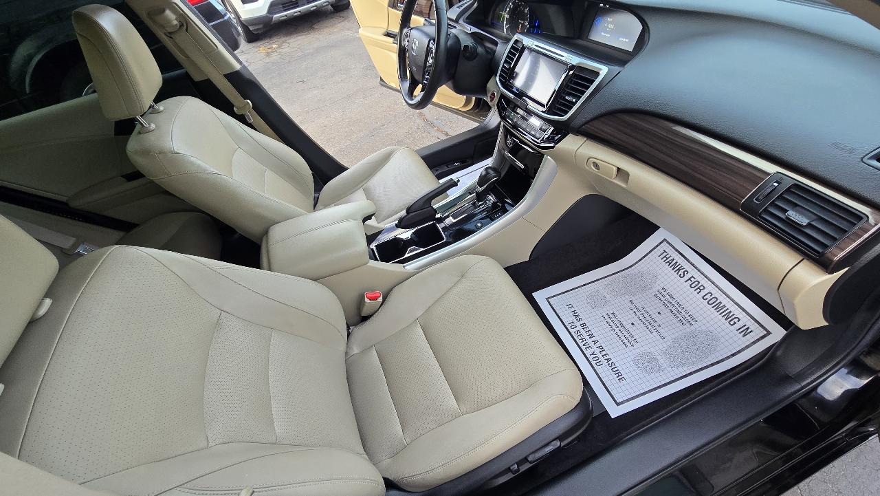 Honda Accord Hybrid Touring 2017