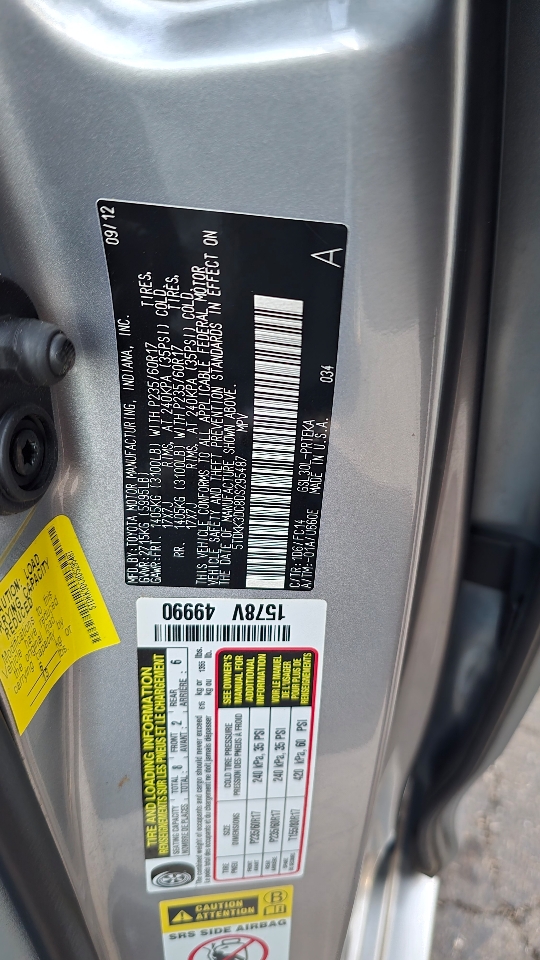 Toyota Sienna LE FWD 8-Passenger V6 2013