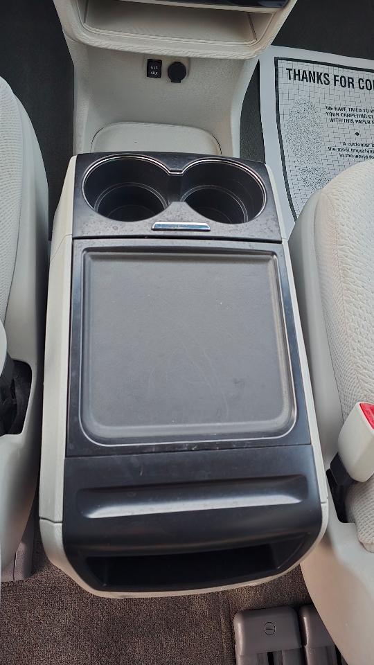 Toyota Sienna LE FWD 8-Passenger V6 2013