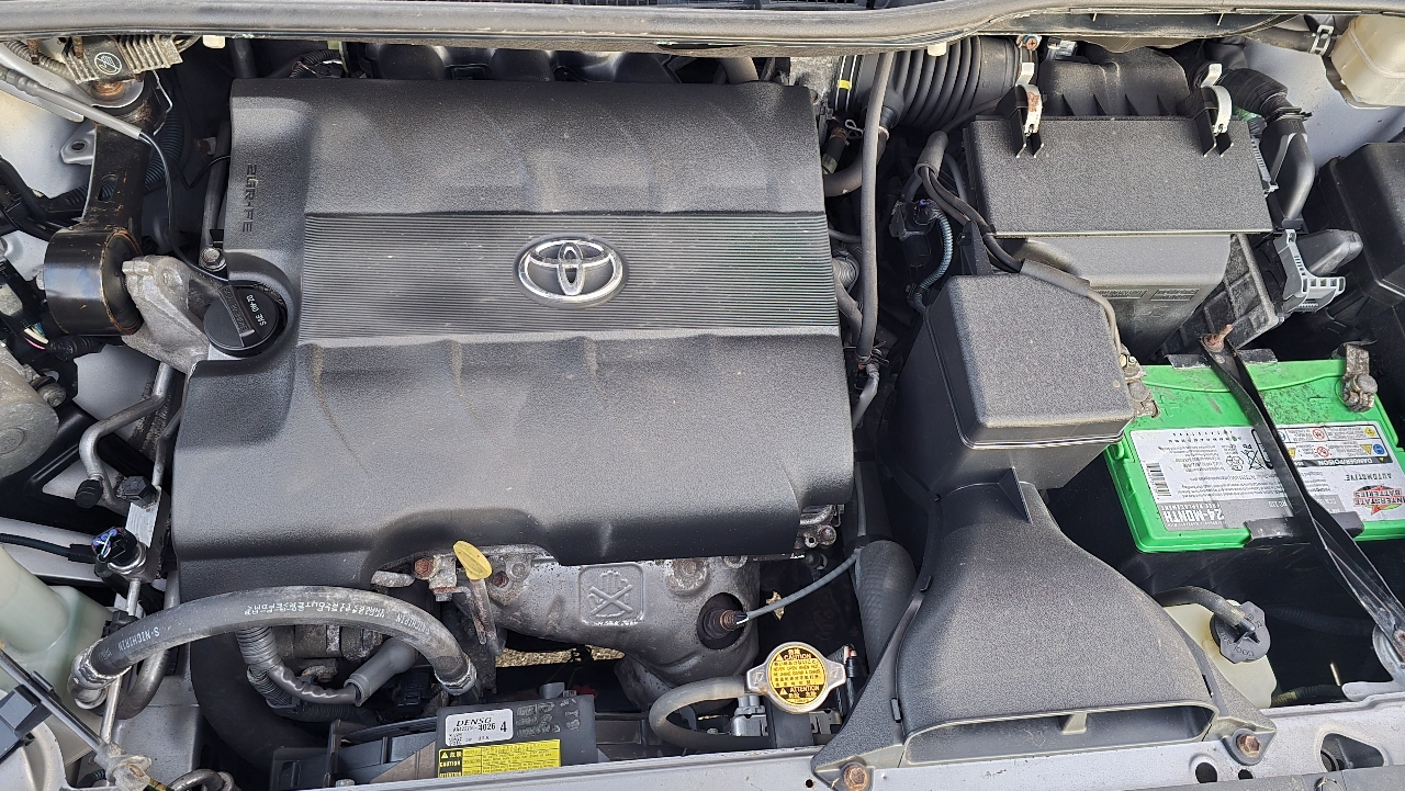 Toyota Sienna LE FWD 8-Passenger V6 2013