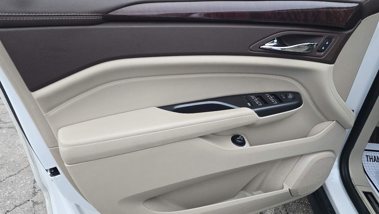 Cadillac SRX Luxury Collection AWD 2014