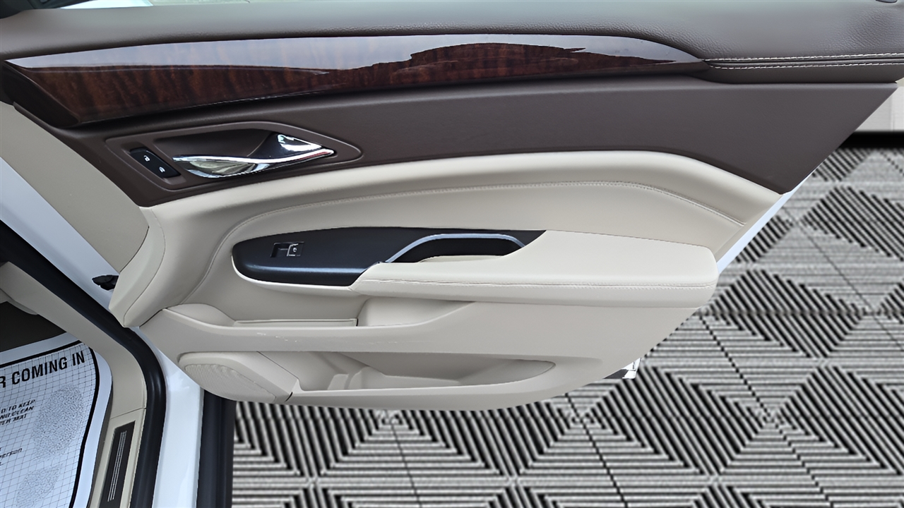 Cadillac SRX Luxury Collection AWD 2014