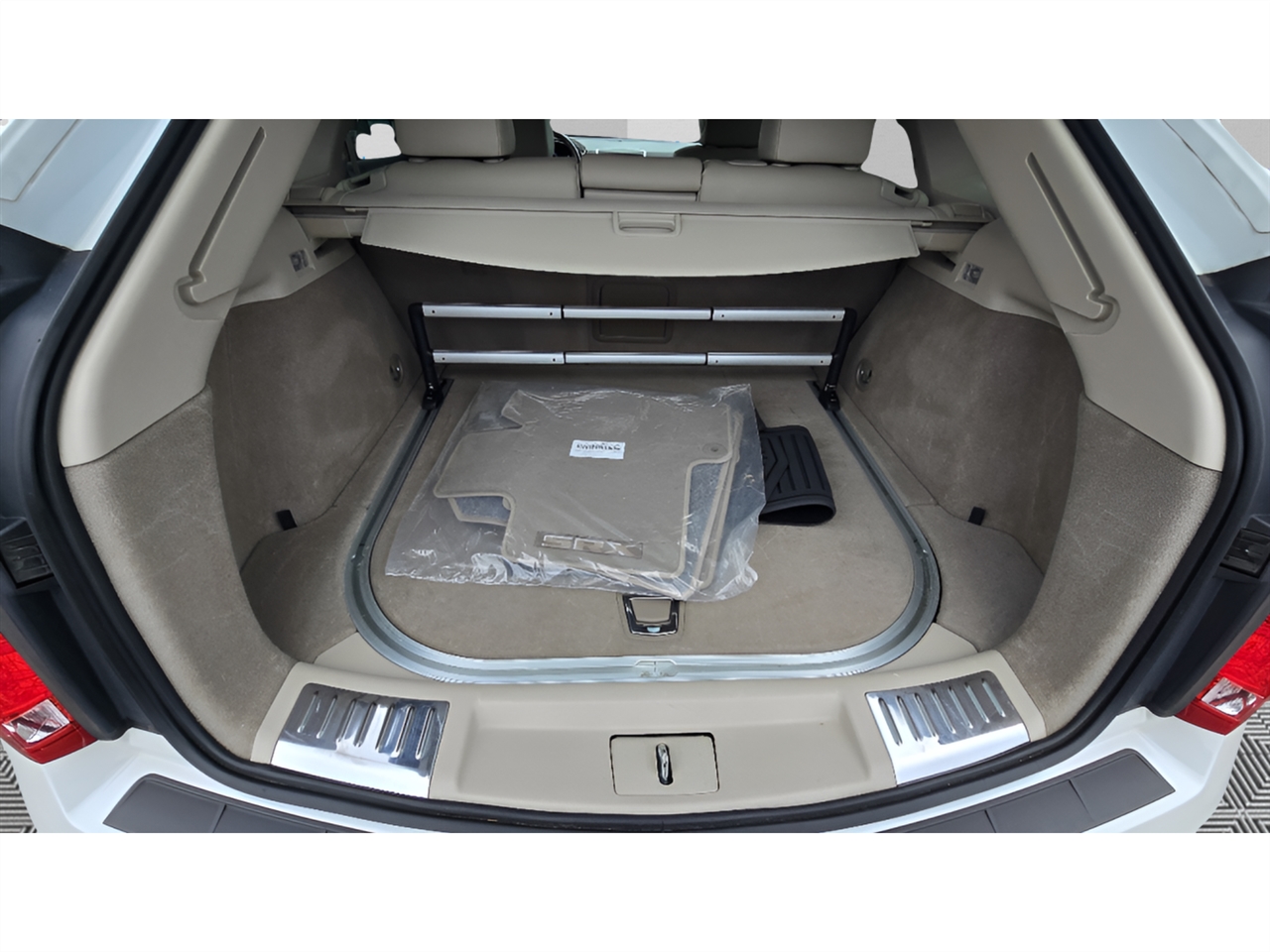 Cadillac SRX Luxury Collection AWD 2014