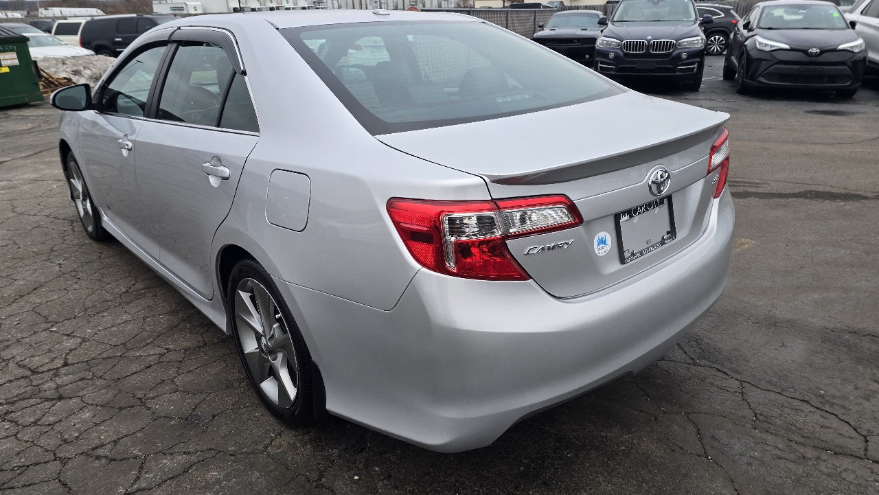 Toyota Camry SE Sport 2014