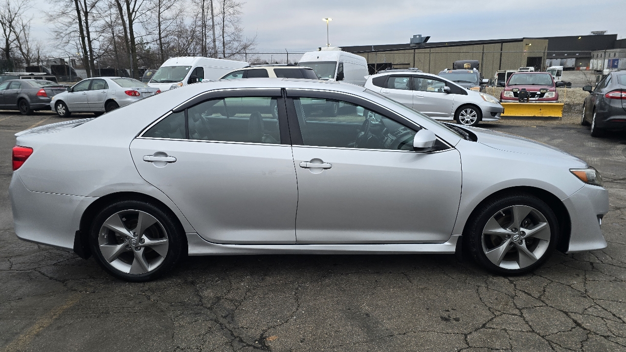 Toyota Camry SE Sport 2014