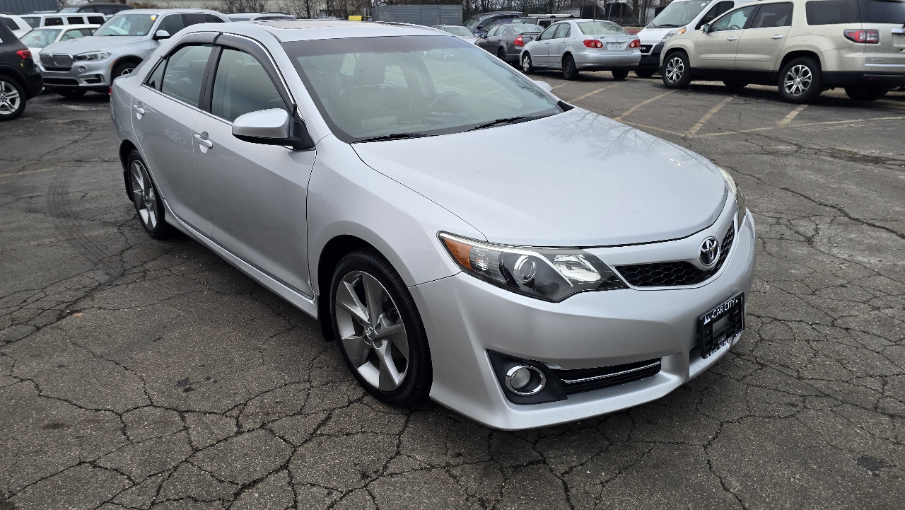 Toyota Camry SE Sport 2014