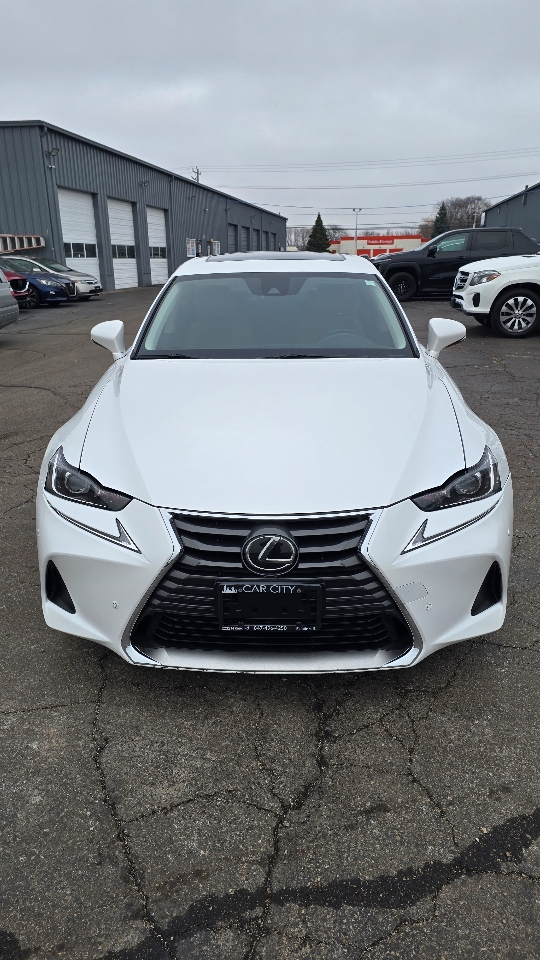 Lexus IS 300 AWD 2019