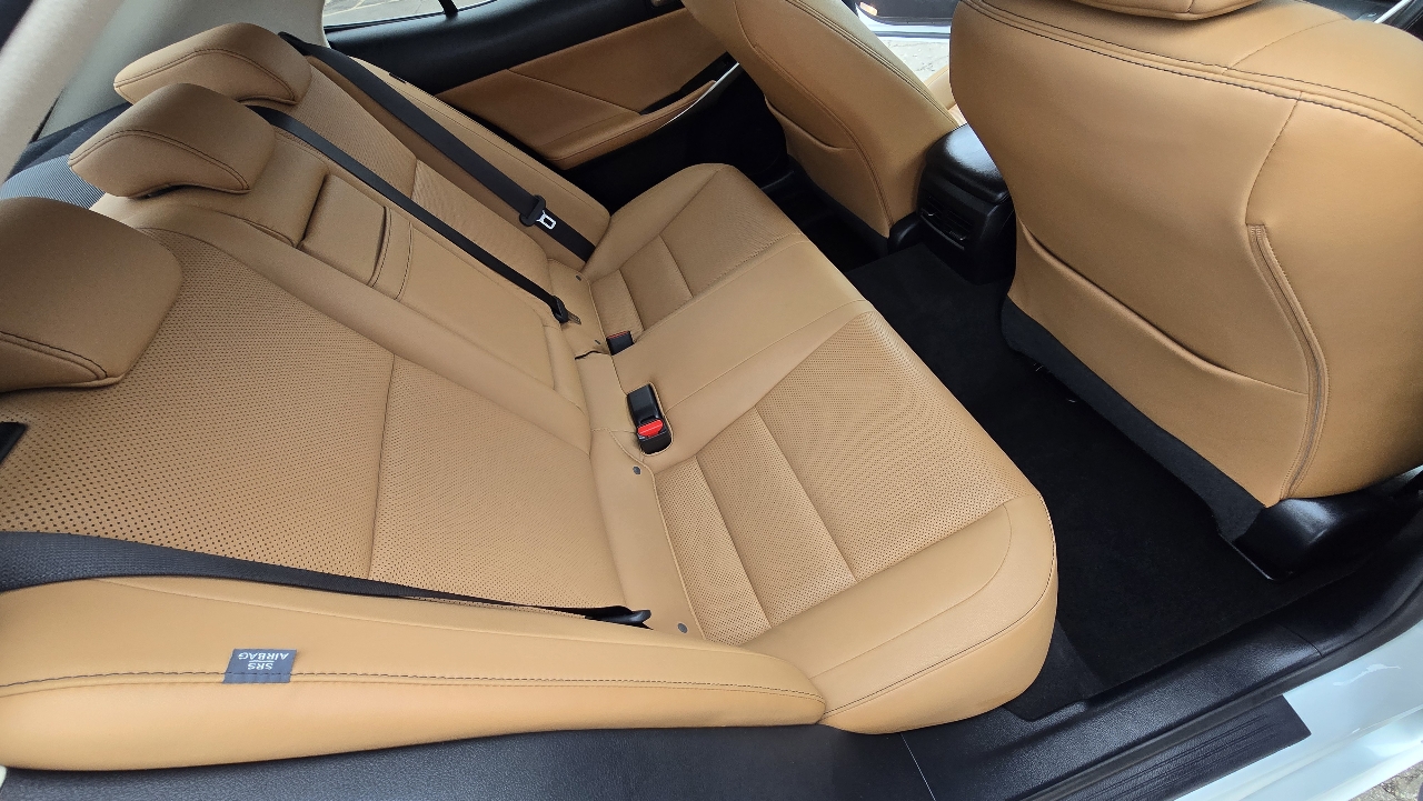 Lexus IS 300 AWD 2019