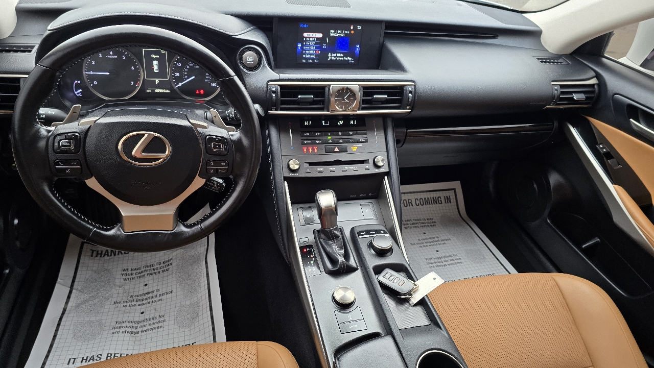 Lexus IS 300 AWD 2019