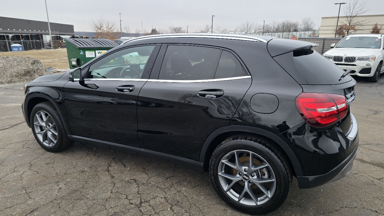 Mercedes-Benz GLA-Class GLA250 4MATIC 2020