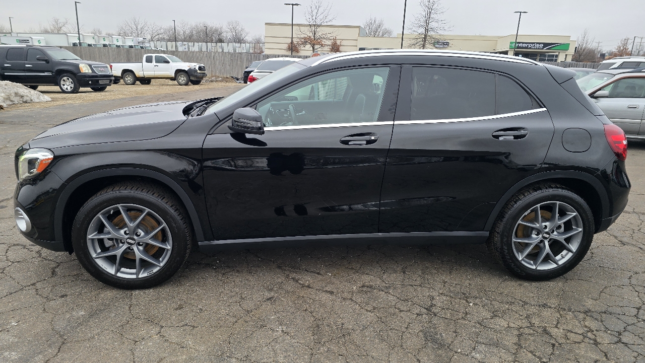 Mercedes-Benz GLA-Class GLA250 4MATIC 2020