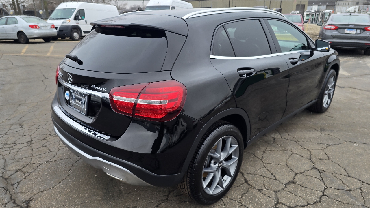 Mercedes-Benz GLA-Class GLA250 4MATIC 2020