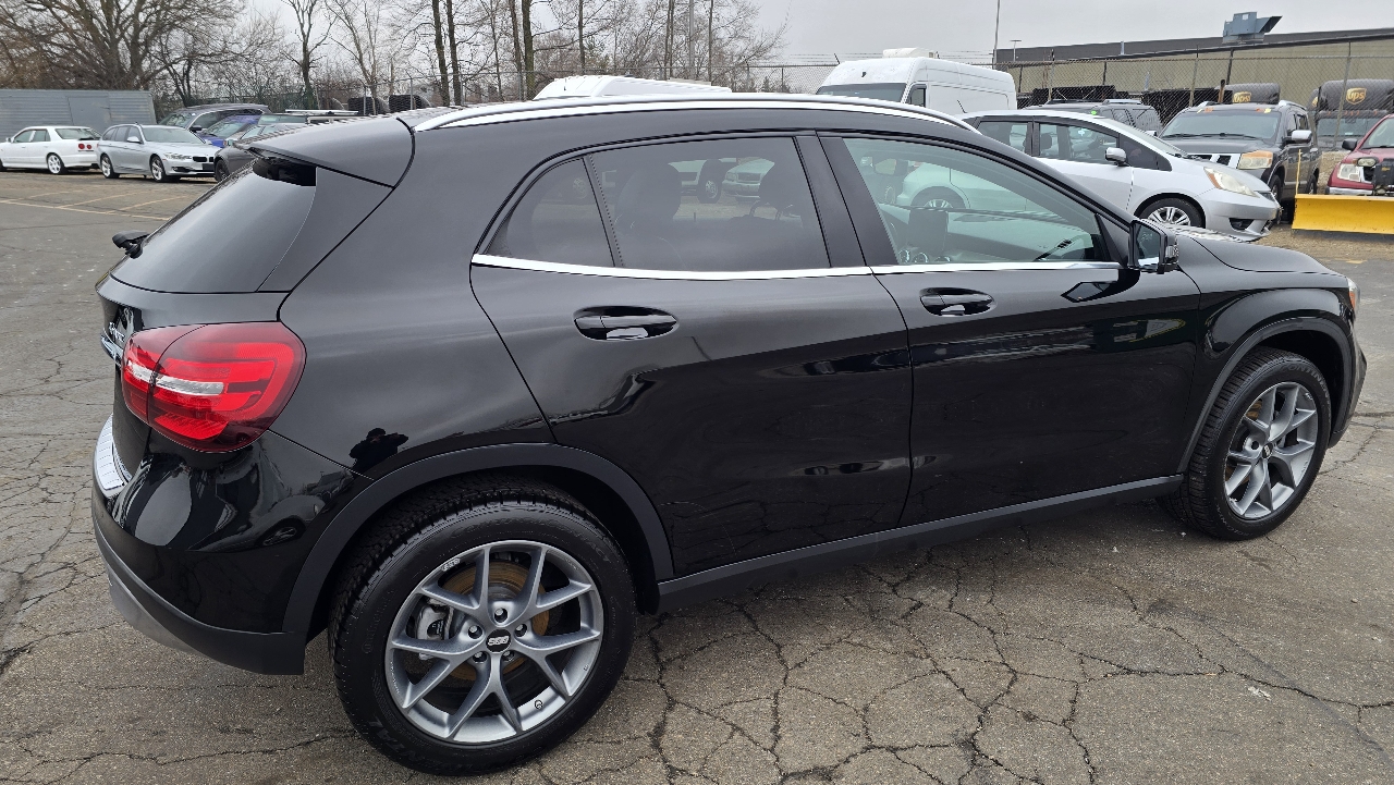 Mercedes-Benz GLA-Class GLA250 4MATIC 2020