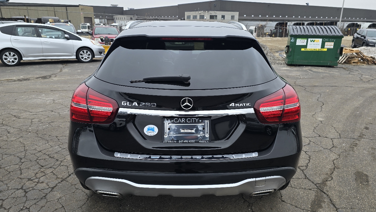 Mercedes-Benz GLA-Class GLA250 4MATIC 2020