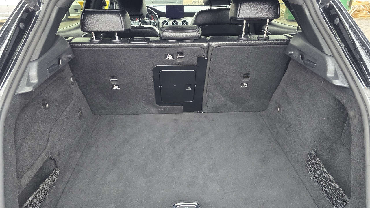 Mercedes-Benz GLA-Class GLA250 4MATIC 2020