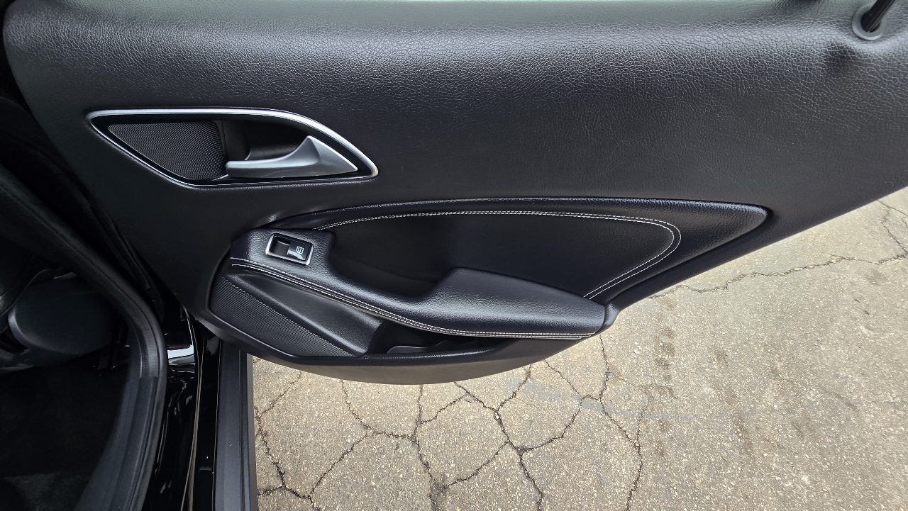 Mercedes-Benz GLA-Class GLA250 4MATIC 2020